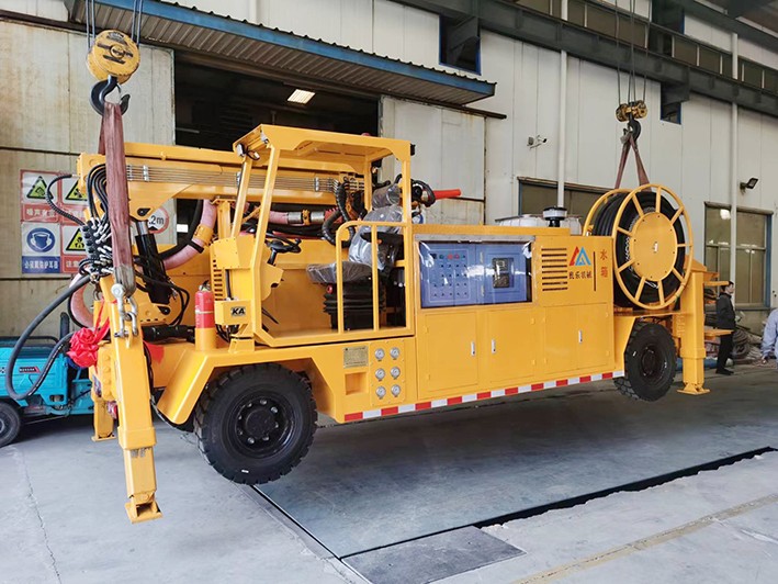 疫情防控不松懈，柴油機礦用混凝土濕式噴射車正常發(fā)貨！